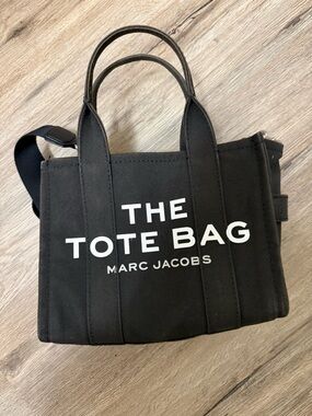 Marc Jacobs Black The Tote Bag Canvas Top-Handle Tote